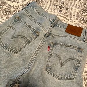 Levi’s Jeans
